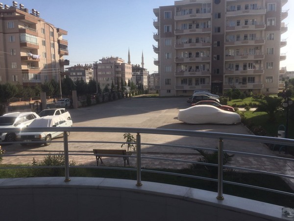 ALTINŞEHİRDE L&Uuml;KS DAİRE